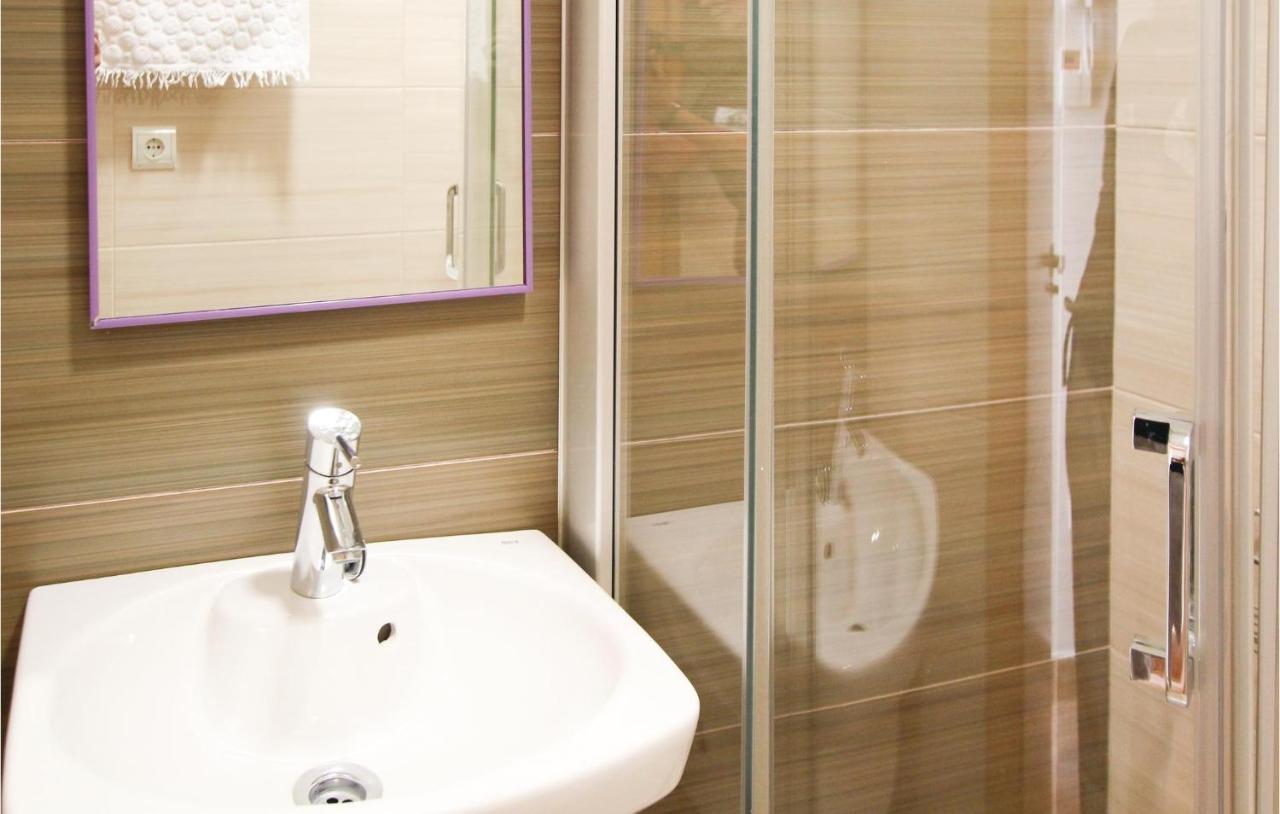 Gorgeous Apartment In El Campello With Wifi Экстерьер фото